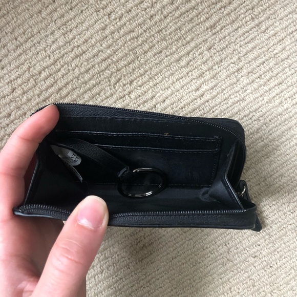 💕2/$20 *NWOT* Black Wallet with Decorative Bow - Mia & Luca - Picture 3 of 3